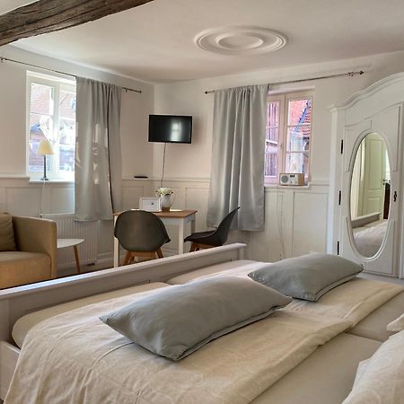 Sonnenhof 1737 - Ferienzimmer & Apartments Barbelroth Ngoại thất bức ảnh