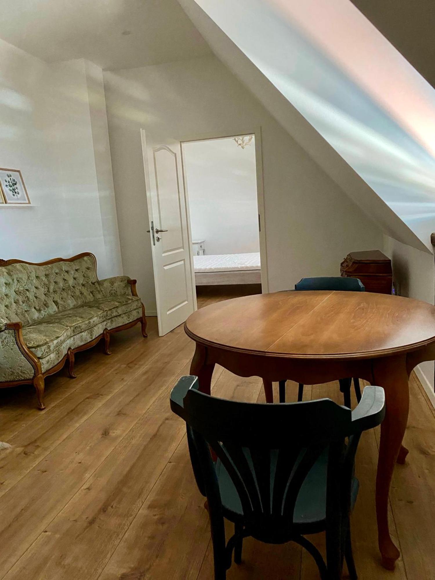 Sonnenhof 1737 - Ferienzimmer & Apartments Barbelroth Ngoại thất bức ảnh
